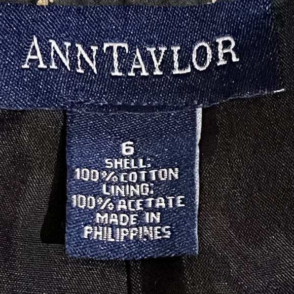 Ann Taylor Black with Biege Floral Print Side Zip Straight Leg Pants - EUC - Picture 6 of 6